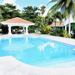 Casa Blanca Zh Kukulkan Mall Holiday home Cancun
